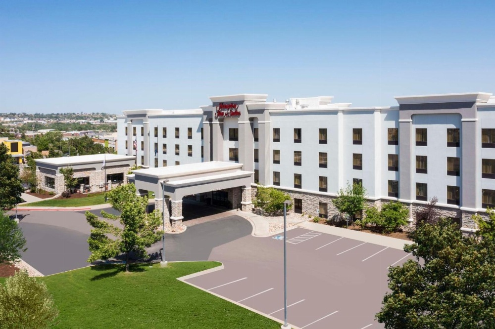 Hampton Inn By Hilton & Suites Colorado Springs/I-25 South Main image